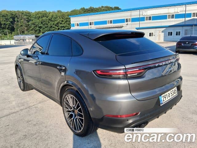 Porsche Cayenne, 2022