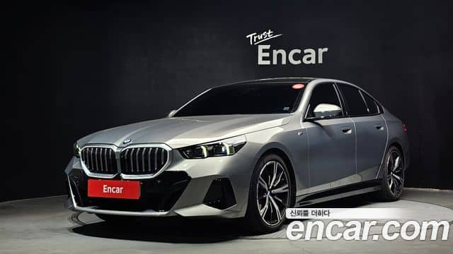 BMW 5 Series, 2025