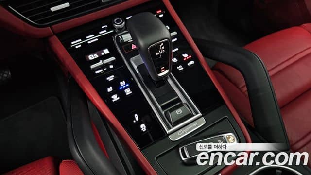 Porsche Cayenne, 2023