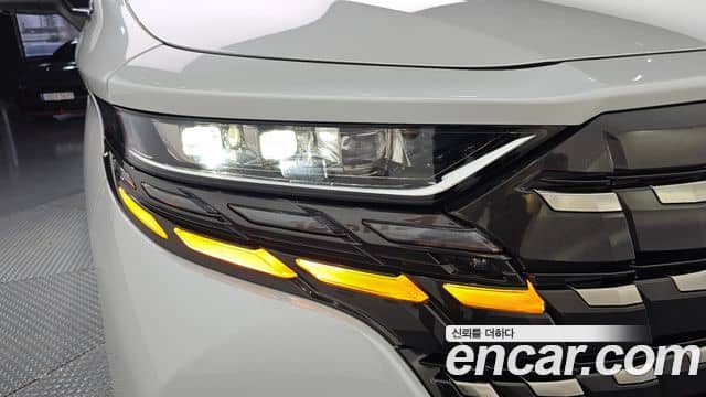 Toyota Alphard, 2024