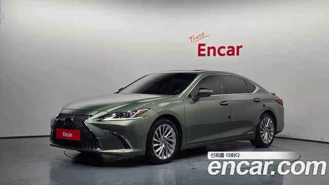 Lexus ES300h, 2018