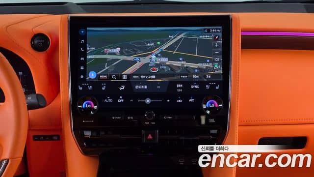 Toyota Alphard, 2023