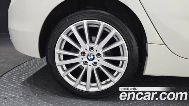 BMW 2 Series Active Tourer, 2021