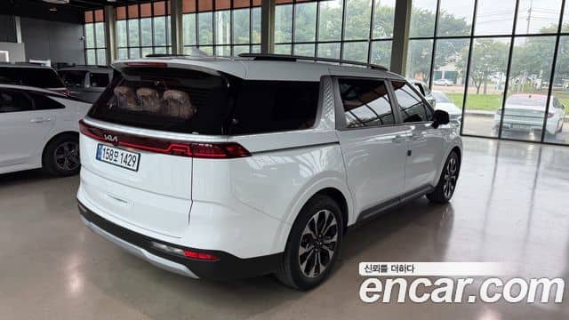 Kia Carnival, 2022
