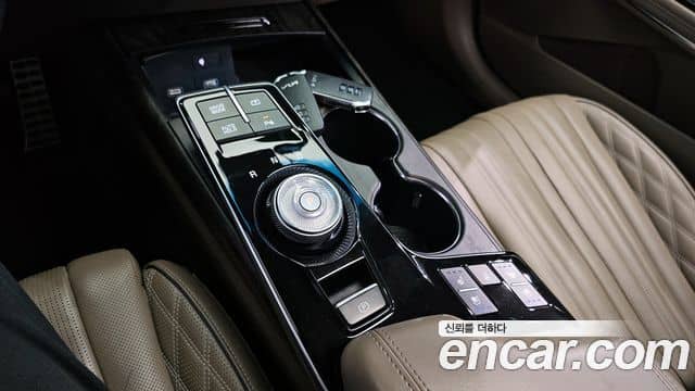 Kia K8, 2021