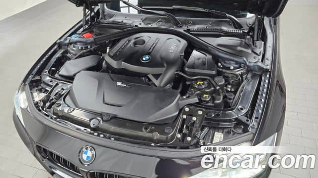 BMW 3 Series, 2018