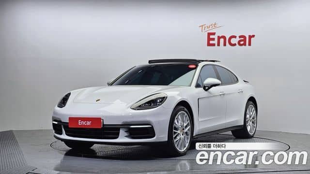 Porsche Panamera, 2020