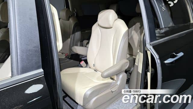 Kia Carnival, 2021