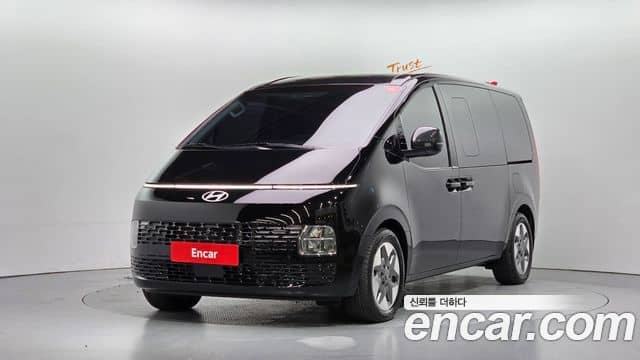 Hyundai Staria, 2025