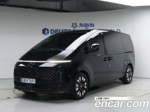 Hyundai Staria, 2023