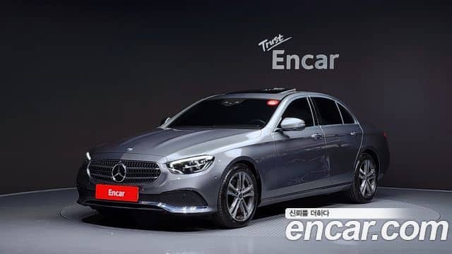 Mercedes-Benz E-Class, 2022