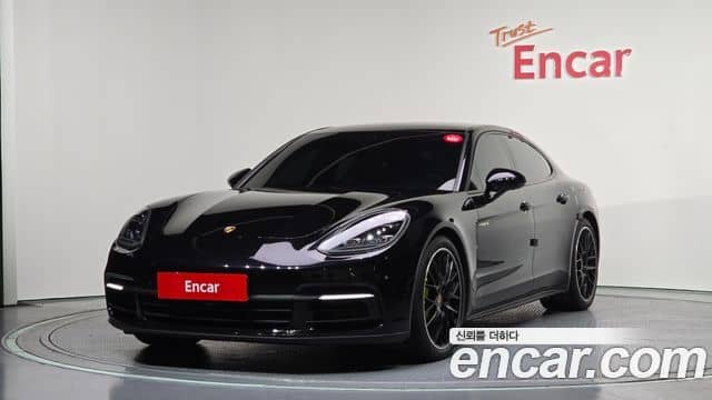 Porsche Panamera, 2020