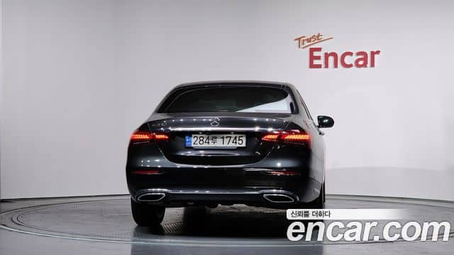 Mercedes-Benz E-Class, 2020