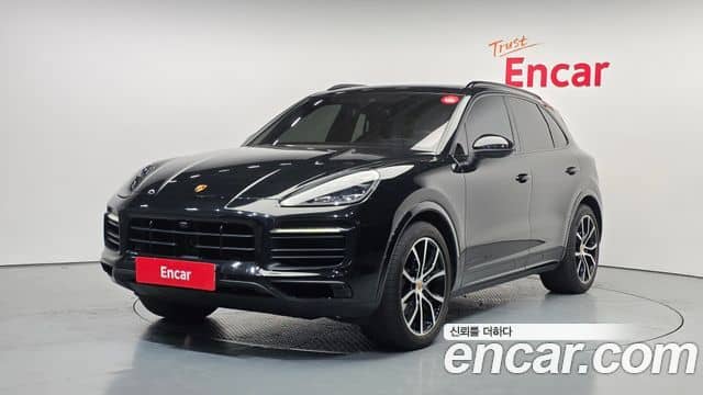Porsche Cayenne, 2023