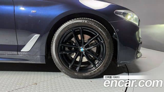 BMW 5 Series, 2020