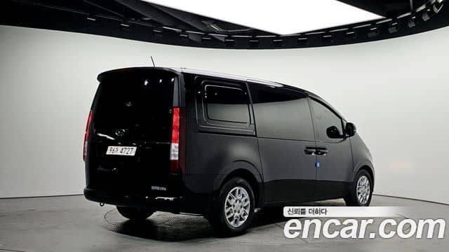 Hyundai Staria, 2022