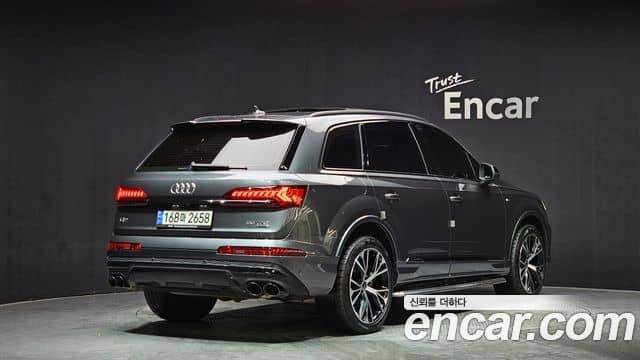 Audi Q7, 2022