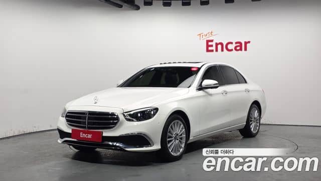 Mercedes-Benz E-Class, 2022