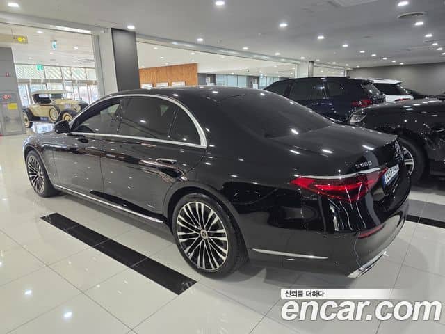 Mercedes-Benz S-Class, 2023