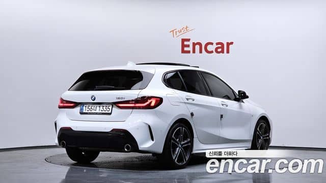 BMW 1 Series, 2023