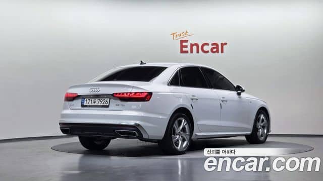 Audi A4, 2021