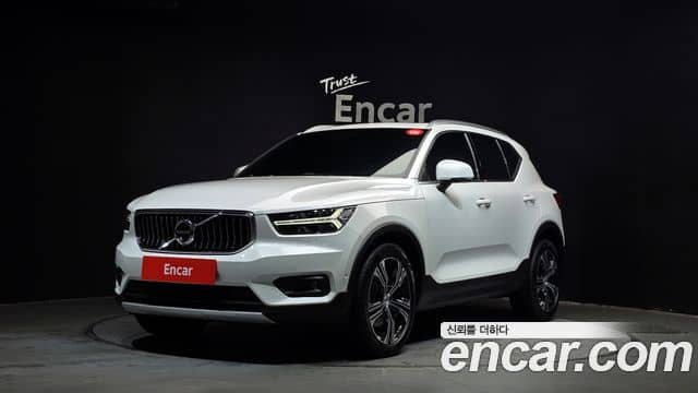 Volvo XC40, 2021