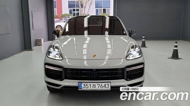 Porsche Cayenne, 2023