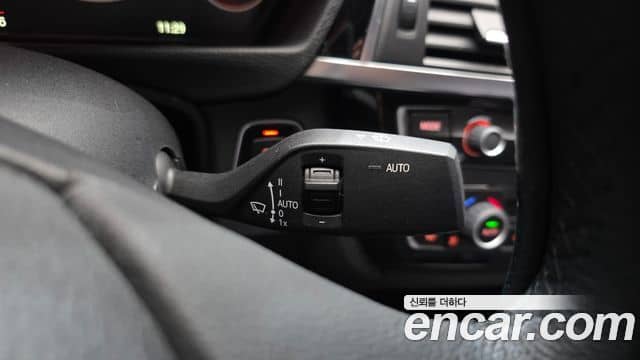 BMW 3 Series, 2018