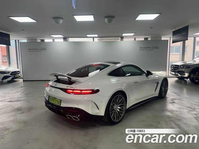 Mercedes-Benz AMG GT, 2025