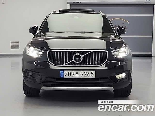 Volvo XC40, 2022