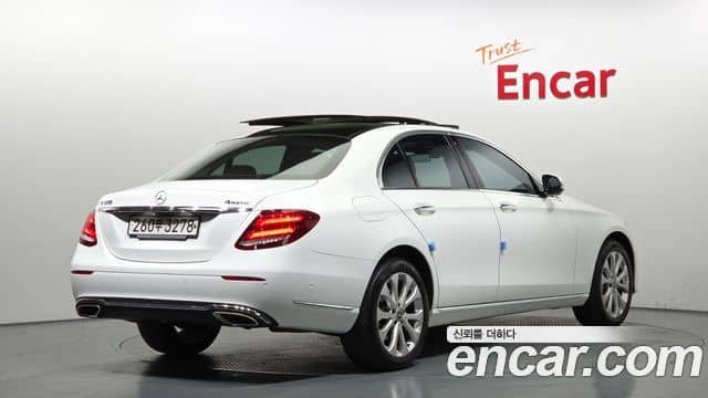 Mercedes-Benz E-Class, 2019