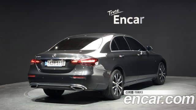 Mercedes-Benz E-Class, 2021