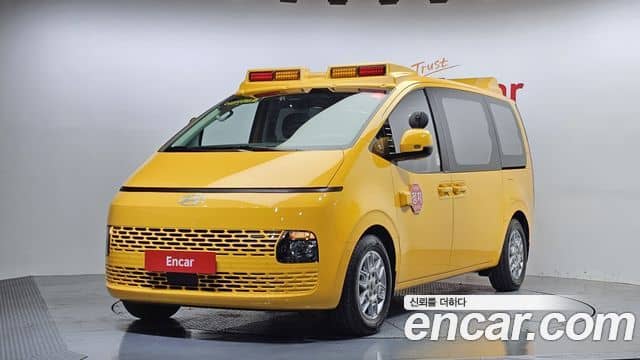 Hyundai Staria, 2025