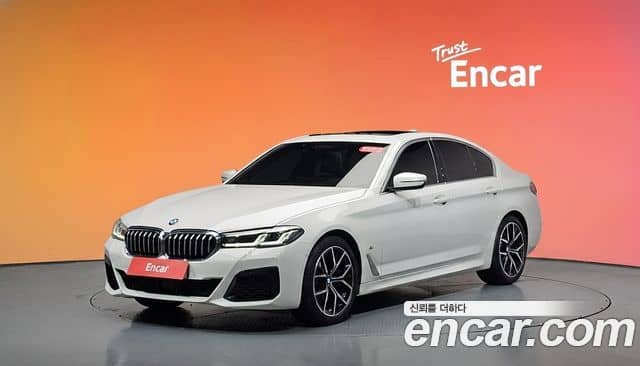 BMW 5 Series, 2022