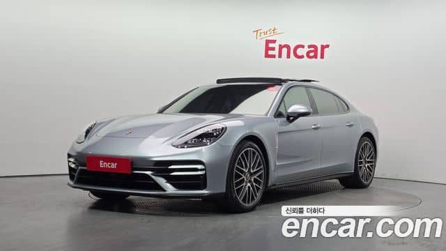 Porsche Panamera, 2021
