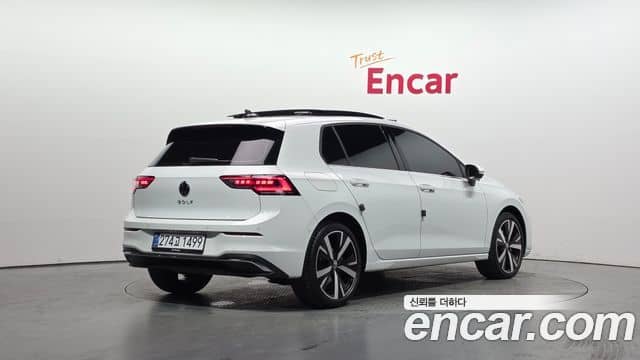 Volkswagen Golf, 2025