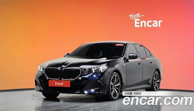 BMW 5 Series, 2025
