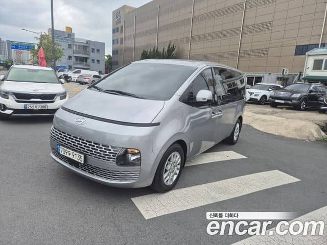 Hyundai Staria, 2023