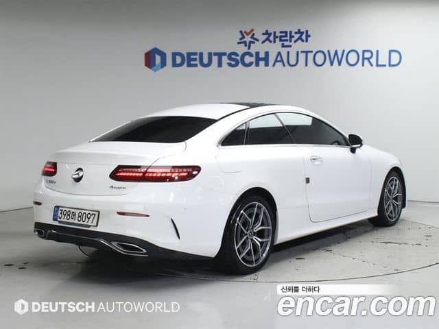 Mercedes-Benz E-Class, 2022