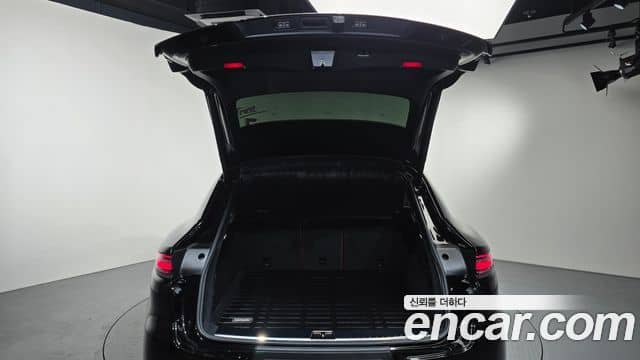 Porsche Cayenne, 2023