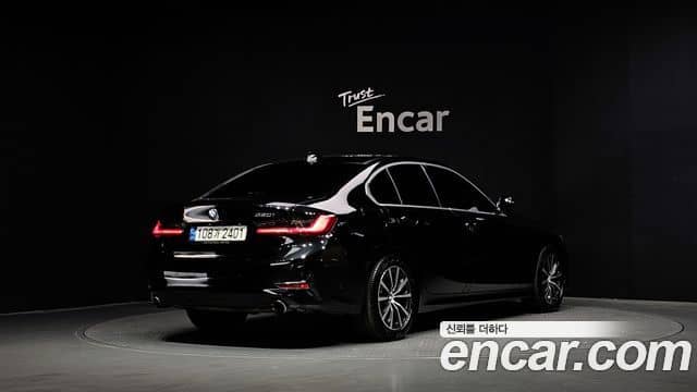 BMW 3 Series, 2021