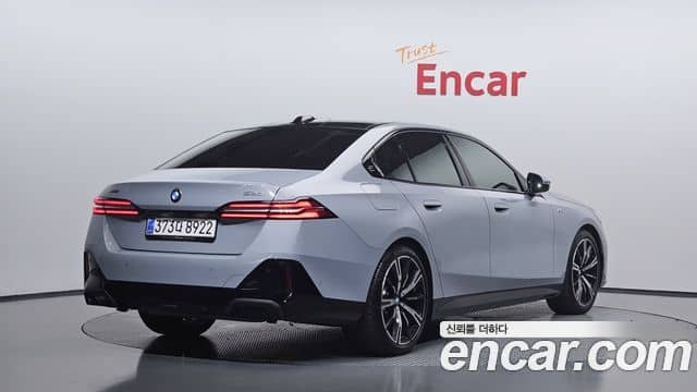 BMW 5 Series, 2025