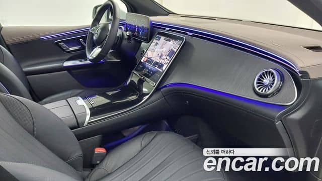 Mercedes-Benz EQE SUV, 2023