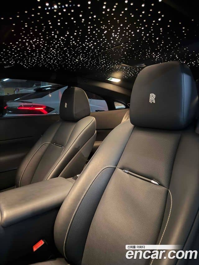 Rolls-Royce Wraith, 2021