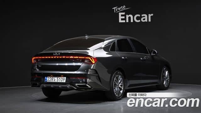 Kia K5, 2022