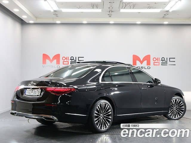 Mercedes-Benz S-Class, 2023