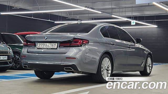 BMW 5 Series, 2023