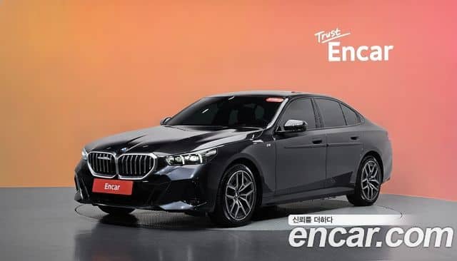 BMW 5 Series, 2025