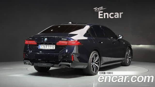 BMW 5 Series, 2025