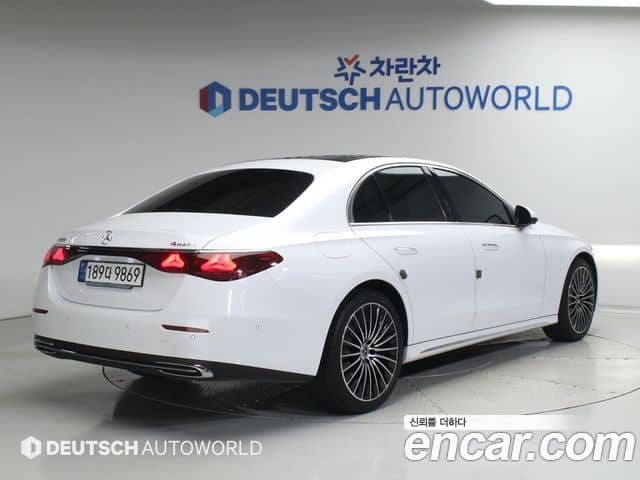 Mercedes-Benz E-Class, 2024